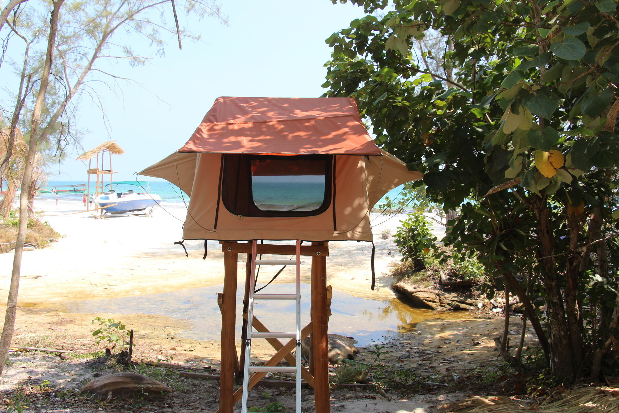 Romdoul Koh Rong Hotel Сиханоуквил Екстериор снимка