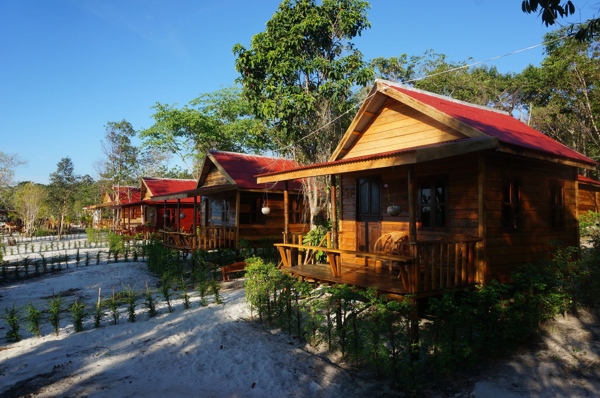 Romdoul Koh Rong Hotel Сиханоуквил Екстериор снимка